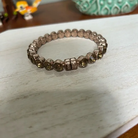 Plunder Bracelet with Yellow Topaz Colored Crystals - Picture 5 of 6